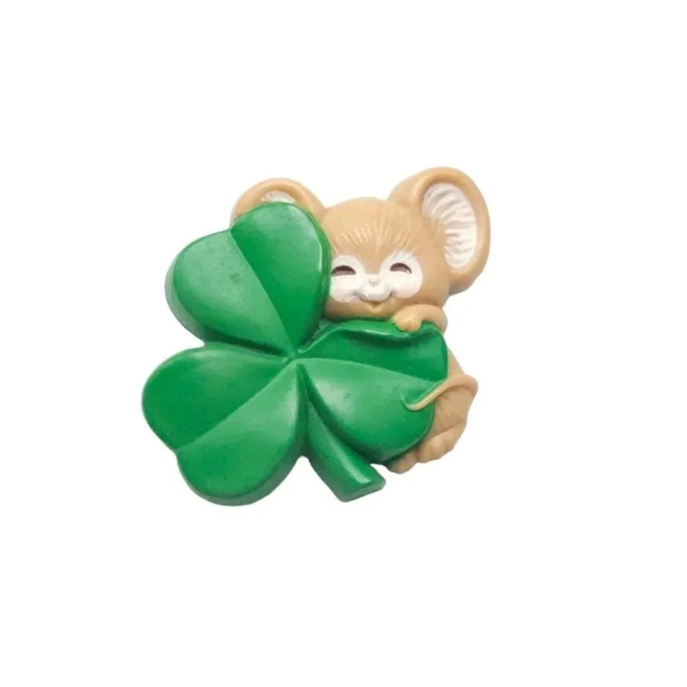 Vintage 1989 Hallmark Shamrock & Mouse Brooch Pin Hard Plastic St Patrick's Day